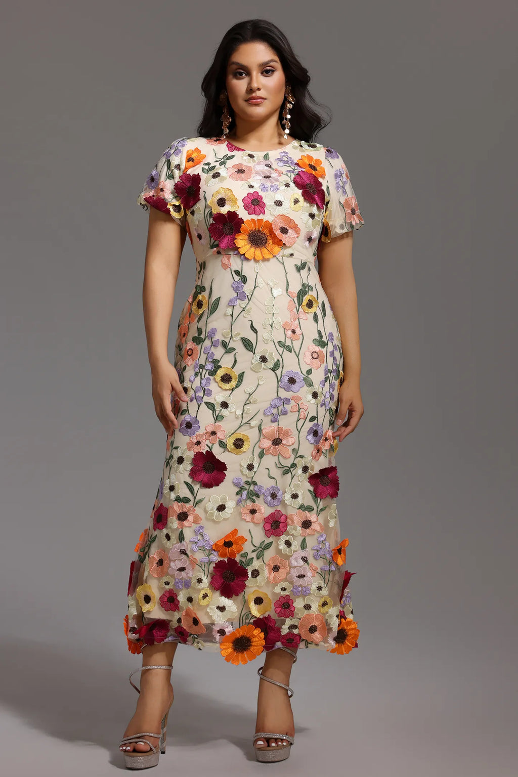 Nuan Short Sleeve Round Neck Flowers Fishtail Midi Dress